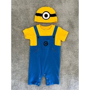 NWOT 18m Minions Onesie